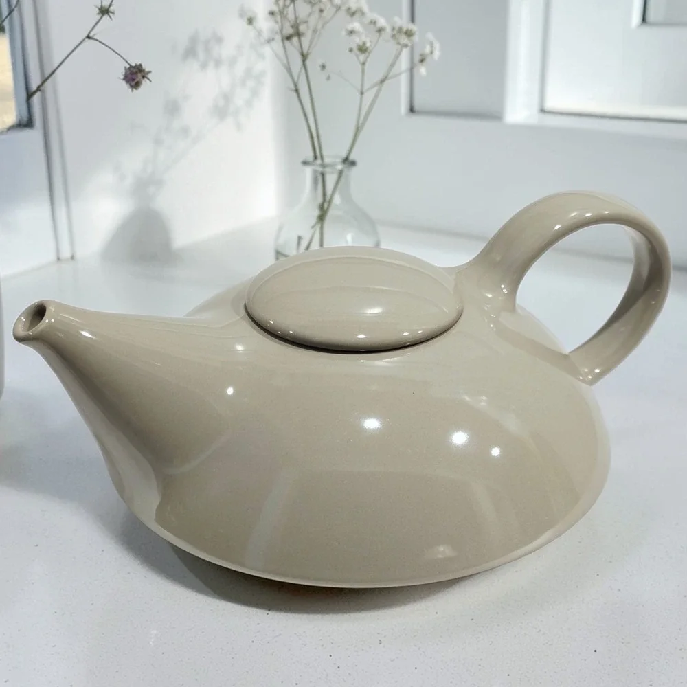 Claudia Schiffer Post Modern Teapot Ceramic‎ Taupe Quiet Luxury Modern